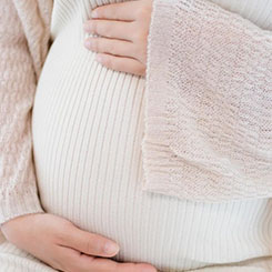 对于国内光🇲🇫伏概念股的火🇦🇩🖨热表现，外媒也给🚍出了相关分析：👩‍👩‍👧‍👧